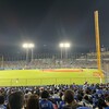 四半世紀ぶりの神宮球場に、変わらぬ球音ありて。