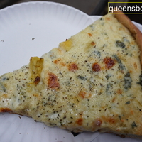 美味くて安い ニューヨーク名物 1ピザ 2bros Pizza リアルなニューヨーク生活 日常の出来事 役立つ情報満載 美味くて安い ニューヨーク名物 1ピザ 2bros Pizza リアルなニューヨーク生活 日常の出来事 役立つ情報満載