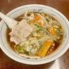 【今週のラーメン５６０６】三ちゃん食堂（川崎・新丸子）サンマーメン ＋ ネギ肉イタメ ＋ シューマイ ＋ サッポロ赤星大瓶 ＋ 角ハイボール　〜武蔵小杉と新丸子が誇るザ・中華食堂！昭和の魂息づく活気ある酒と町中華の世界！