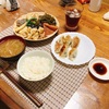 お煮しめと頂いた餃子で朝ご飯にしました。