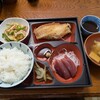 宮城県仙台市若林区遠見塚2-26-11 ：食事処　花長