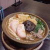 熱々の､鍋焼うどんで・・・ランチです　🍲