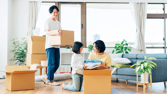引っ越しのとき、火災保険はどうする？状況別手続きと見直しポイント