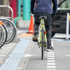 自転車運転が刑事罰 信号無視、一時不停止、右側通行、徐行せず歩道通行の4つが赤切符、3年2回以上で6000円と講習
