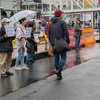 新宿騒乱、雨中のデモと世直しサラリーマンの憂鬱