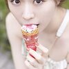 乃木坂46渡辺みり愛、初水着カット解禁「絶対に大好きな緑は着たい」