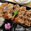 とりあえずハラはいっぱいに『ビックリメンチ弁当』