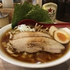 【今週のラーメン４２５４】 くじら食堂 nonowa東小金井店 （東京・東小金井） 特製 醤油 大盛 ＋ サッポロラガービール 赤星 中瓶　〜毎日食いたい素朴感と飽きない旨さ！しっかりした食べ応え！満足度満載の醤油麺！