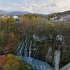 北海道美瑛町　白ひげの滝と青い池