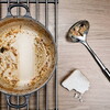 カレー鍋やフライパンのスポンジいらずの洗い方！出がらし麦茶パックで簡単？