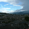 甍の波と雲の波　～麗江～