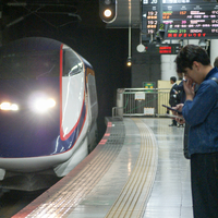 東北新幹線撮影記（継続中）。E5系はやぶさ・やまびこ・回送、E8系回送・なすの、E6系回送？・こまち、E3系2000番台つばさ、W7系回送。過去画のE4系Maxとき。
