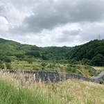 藤沢川砂防林1号ダムと、尾白川下流砂防堰堤