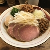 【今週のラーメン４２３７】 東京味噌らーめん 鶉 （東京・武蔵境） 特製味噌まぜそば  ＋ サッポロラガービール赤星 中瓶　〜コロナと梅雨の鬱陶しさも晴らす開放感！豊潤味噌と質実太麺のハーモニー！食うなら今のうち！