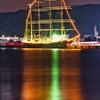 対岸から望む