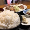 鶏のから揚げ定食ハーフ&ハーフが650円でこのボリューム！！しかもライス大盛りおかわり無料って無敵かよ！？小田急相模原大衆酒場譲が激アツすぎる件！！