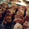 江坂にある鶏料理が美味しいお店で「いとこ」というモモ肉とうずらの卵の串を初めて食べました。