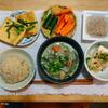 野菜味噌汁。油あげ。木綿豆腐。