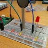 Espruino 圧力センサーでつまむとLEDが光るやつをつくる