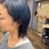 暗めカラーからのハイトーンカラーへ【ダークネイビーのアンブレラカラー】