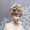 Grace VanderWaal『Just the Beginning』 5.6