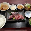 西川口の「あおき食堂」でブリ刺身定食を食べました★