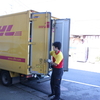 DHL 到着です。