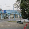 狭山神社前歩道橋（東京都西多摩郡瑞穂町）