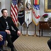 3/22：トランプ大統領「米国国税庁を閉鎖、職員45000人を解雇する予定」？！