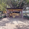 Wat Utumpor Kampong Trach のお寺さん。