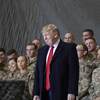 報告：トランプ氏は違法な大量国外追放計画を実行するために軍事資産の使用を検討中