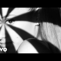 Ariana Grande Problem Ft Iggy Azaleaの歌詞和訳まとめ ウタリクneo