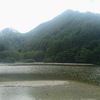 熊に遭遇するほどの山奥の湖でSUP&カヤック