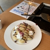 おこほん、誕生日クーポンで、デザートがサービス！シュークリーム！花火でハッピーバースデー！