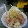 食べやすい！新宿小滝橋のラーメン次郎♪