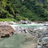 温泉だけを巡る黒部峡谷の旅②：川の中に湧くワイルド過ぎる温泉