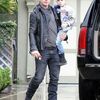 雑誌 Safari［サファリ］の真似をしてセレブファッション紹介: Gavin Rossdale in AG Ardiano Goldschmied jeans