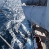 海王丸航海25日目　2010/04/30(金）　帆走最後に舵を任される