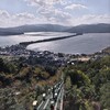 しょんぼりと旅行の写メを見返している…