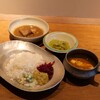 【ねこちぐら】カレーとナチュールワインのお店がオープン(中区三川町)