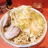 「ラーメン二郎 仙川店」の行列の人数や待ち時間はどれぐらい？訪れた曜日・時間帯・混雑具合を紹介