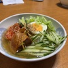 ぴょんぴょん舎冷麺に、叙々苑キムチ。