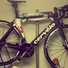 やってきた cervelo S5！ で、三本ローラーという贅沢、そして追記