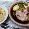札幌市　萬字醤油屋本店　サンピアザ店　/　食べたくなる醤油ラーメン