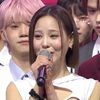 NiziU「ショーチャンピオン」で1位を獲得…新曲で音楽番組1冠目達成！