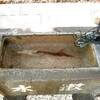 手水舎の水盤改修