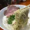 福井の野心的なラーメン、ラーメン一期一会 麺家 鶏っぷ