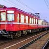 仏生山駅から瓦町駅に回送される追憶の赤い電車