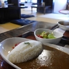 町屋cafeしおやでカレーを食べました