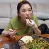 MUKBANG